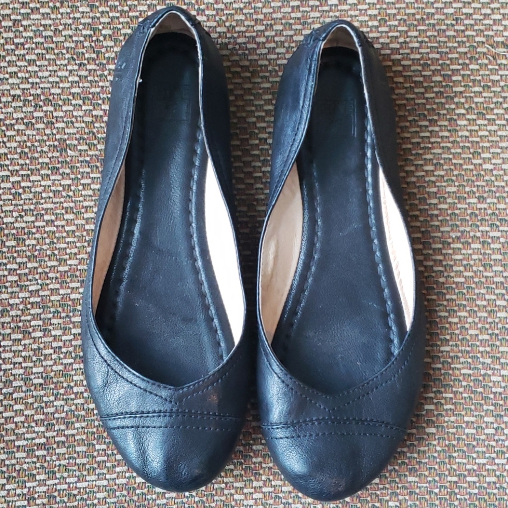 FRYE Carson Cap Flats 6.5